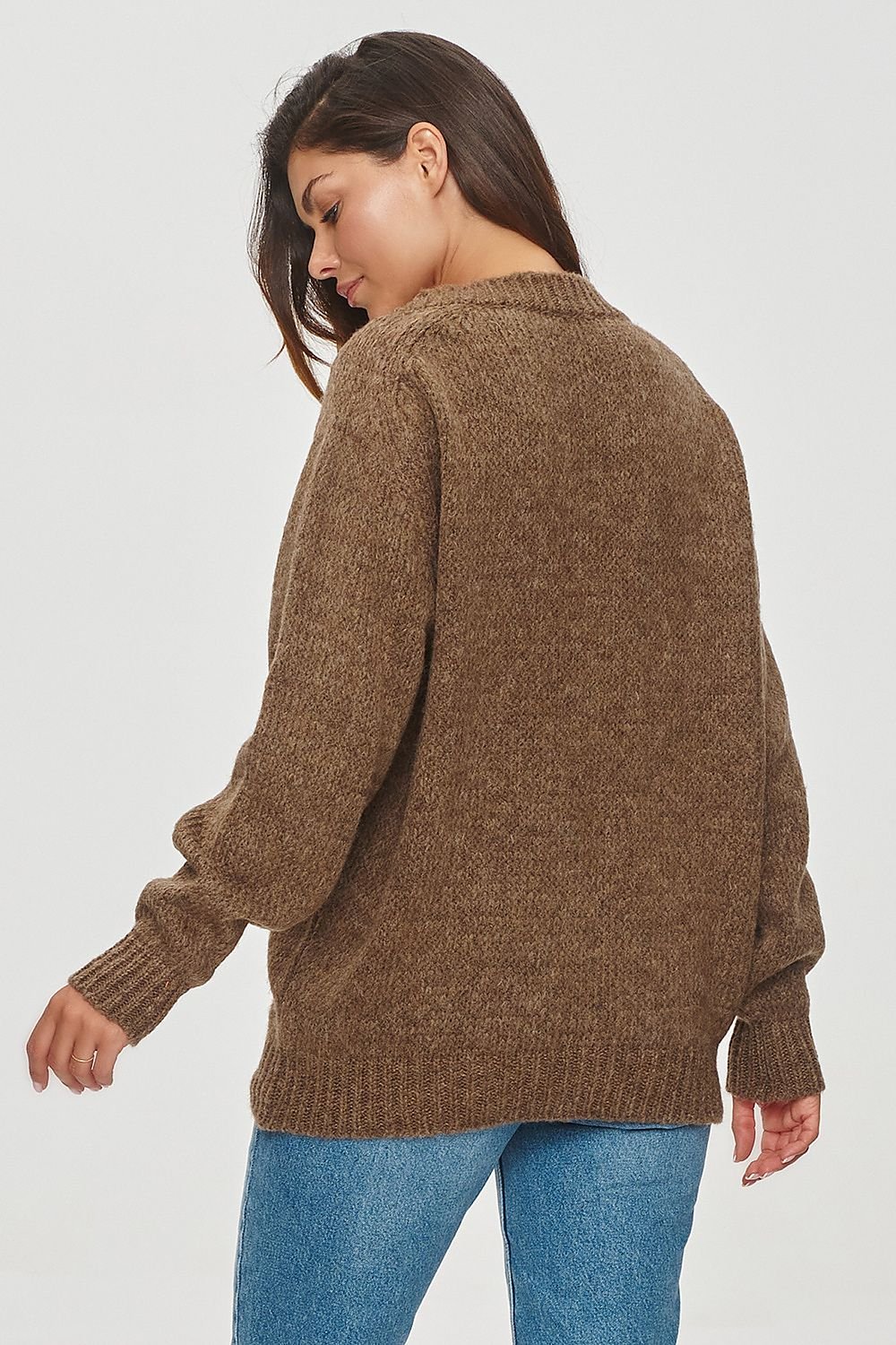 Maglione model 201802 Makadamia