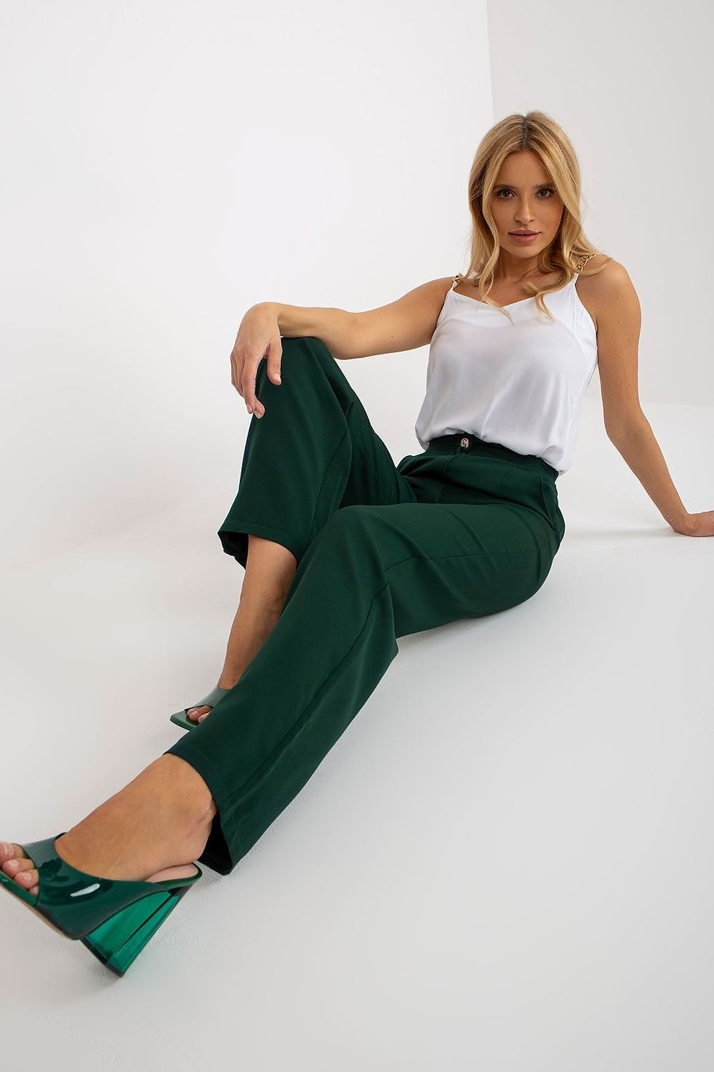 Pantaloni da donna model 175777 Lakerta